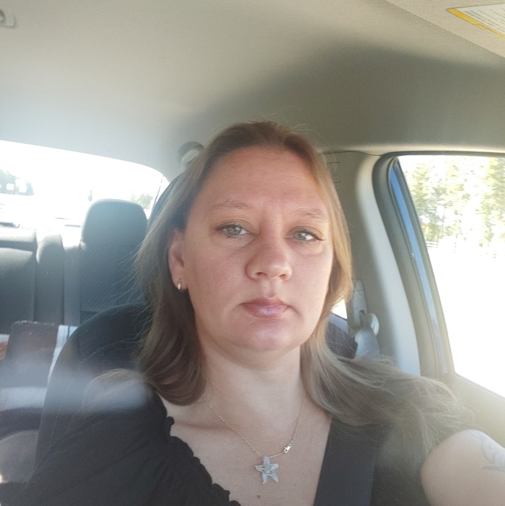 Meet your Posher, Tina